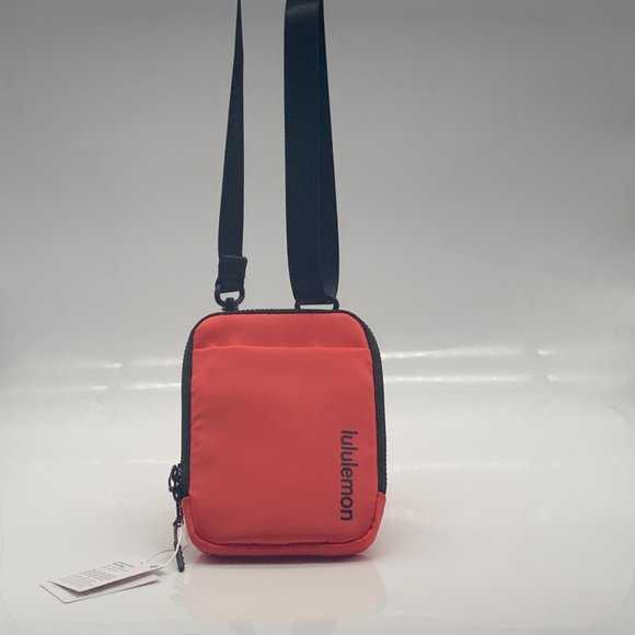 Lululemon Crossbody Cellphone Bag Red Color - Picture 6 of 7